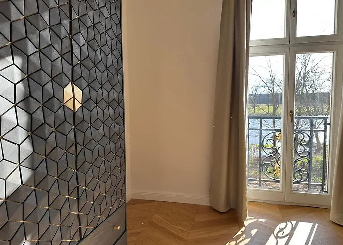 Schuwardt Auf Nordend * راتينو